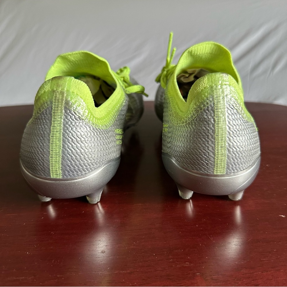 Puma Ultra 1.4 FG Cleats Women’s size 6.5 in Metallic Silver and Neon Yellow - Picture 4 of 8